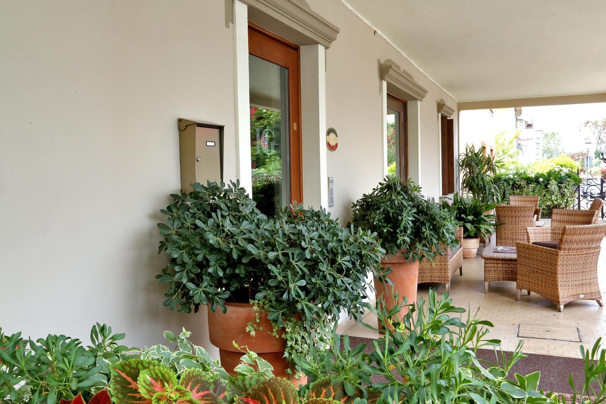 Hotel Garden Peschiera del Garda Exterior photo